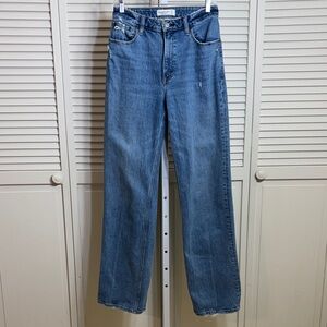 Abercrombie & Fitch Medium Blue Curve Love High Rise 90's Relaxed Jean Sz 4 Long